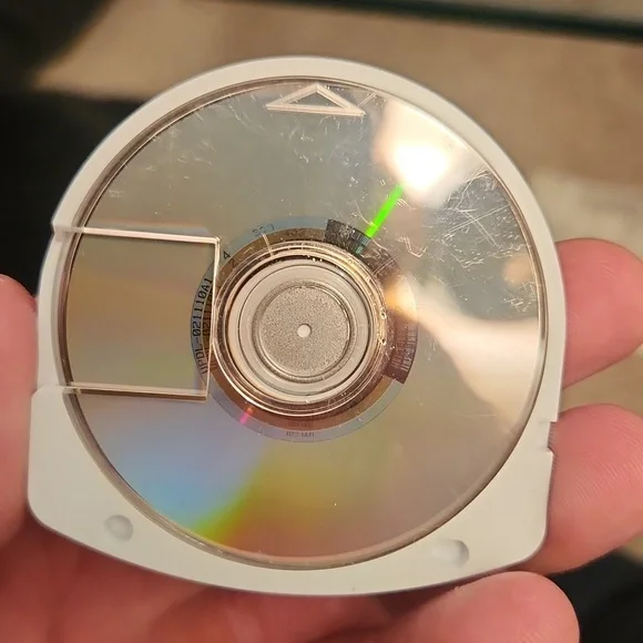 Crisis core - Picture 2 of 2